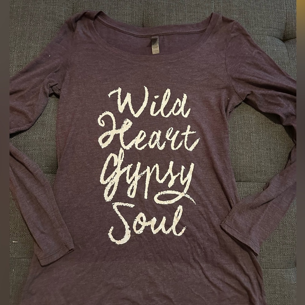 Women’s Next Level Wild Heart, Gypsy Soul. Heathered plum color Sz.L